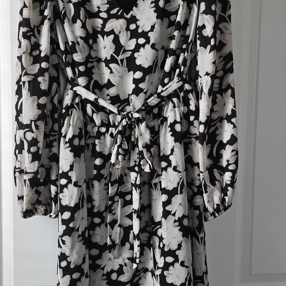 Ann Taylor Black Garment